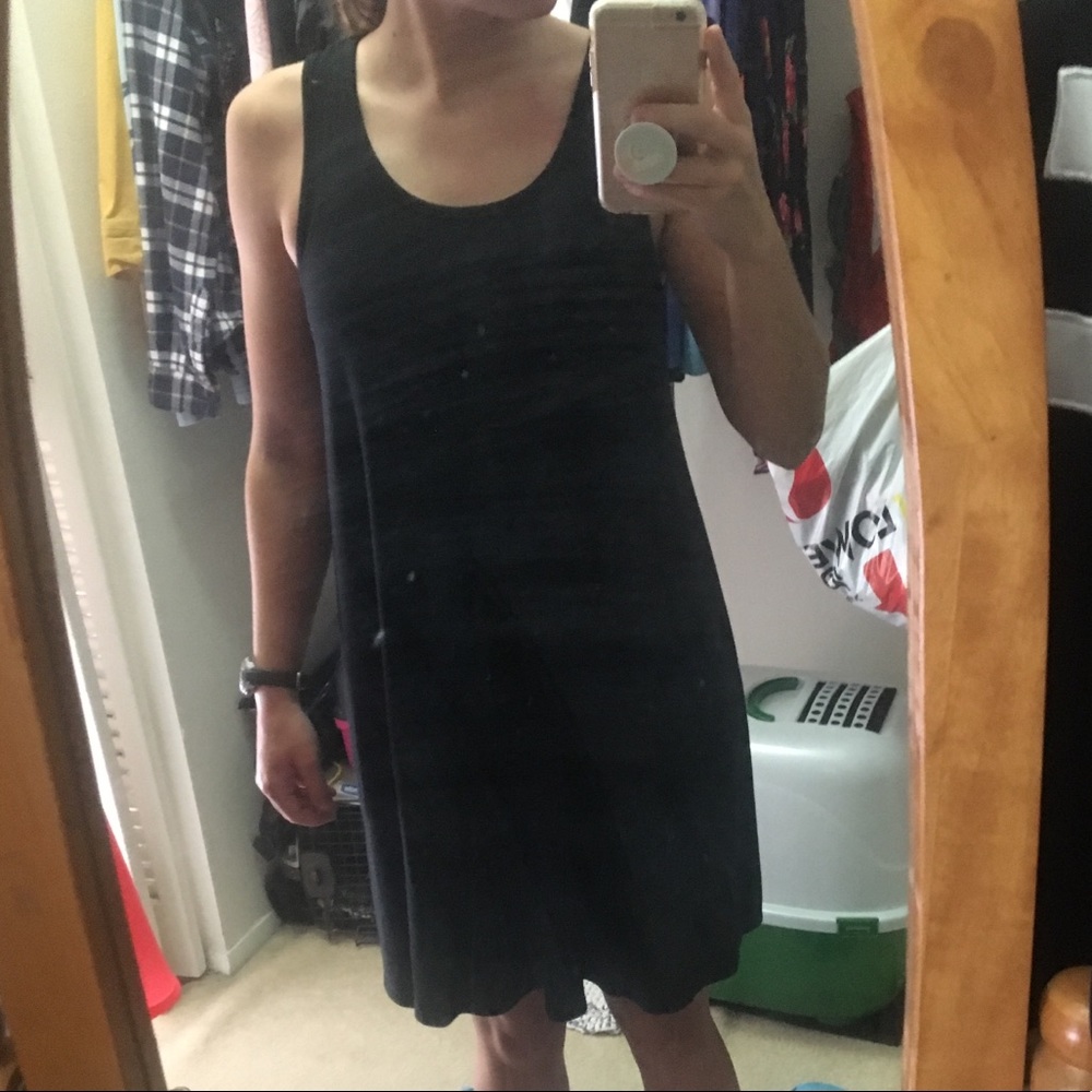 Short dress